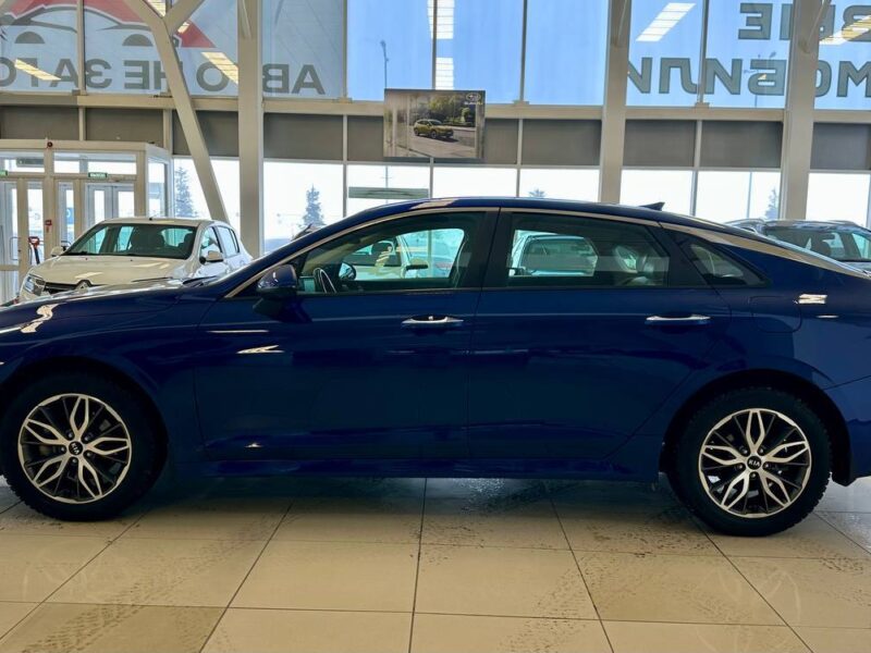 Kia K5 - фото 2