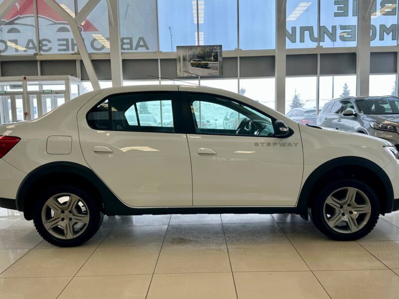 Renault Logan Stepway - фото 2