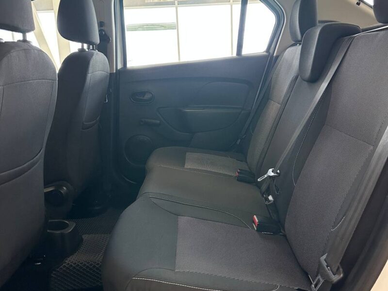 Renault Logan Stepway - фото 20