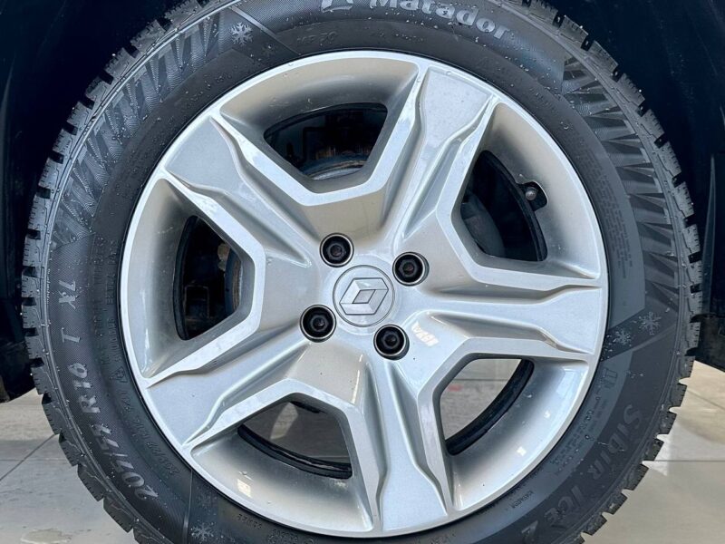 Renault Logan Stepway - фото 29