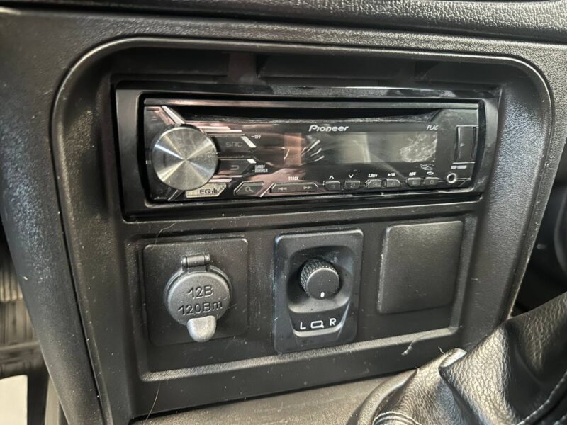 Chevrolet Niva - фото 11