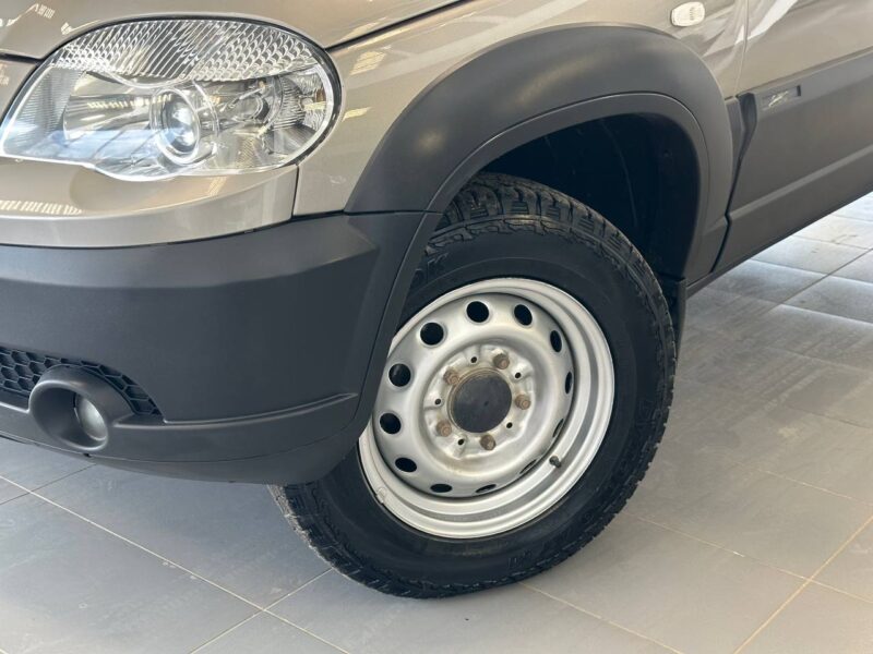 Chevrolet Niva - фото 18