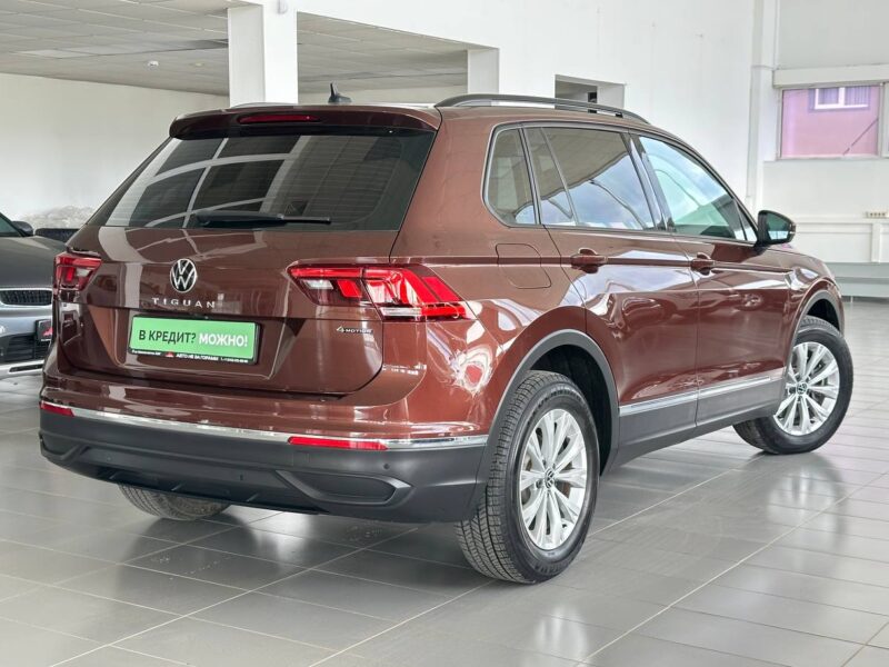 Volkswagen Tiguan - фото 4