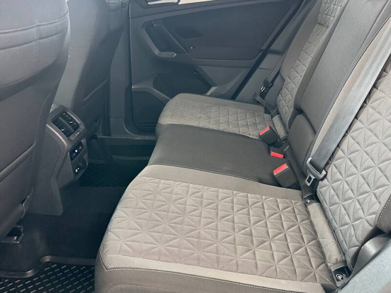 Volkswagen Tiguan - фото 16