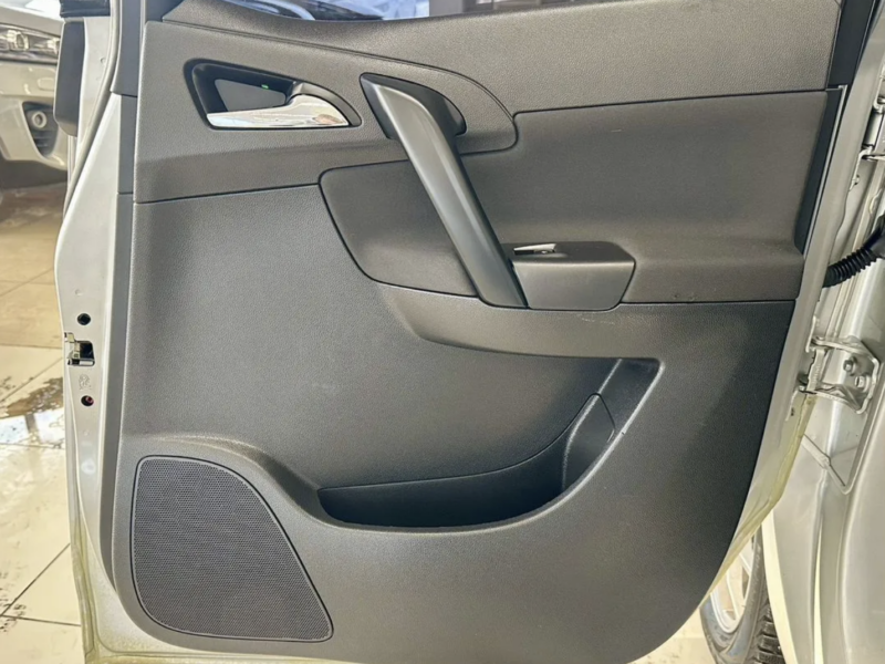 Opel Meriva - фото 25
