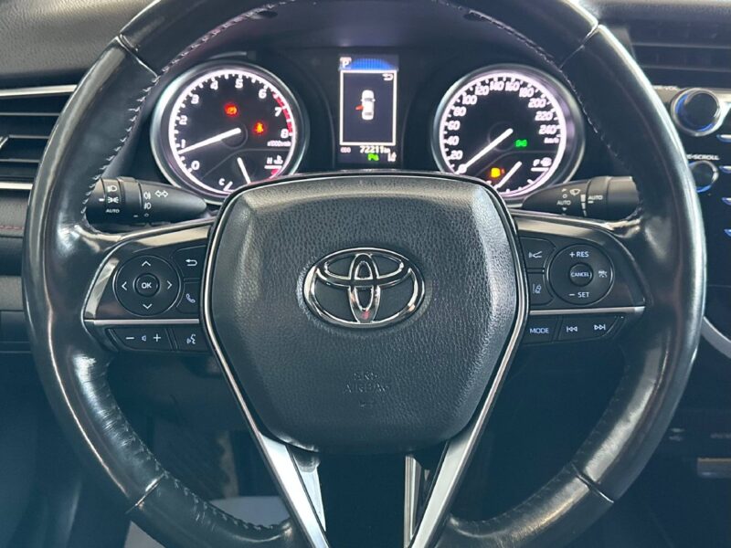 Toyota Camry - фото 13