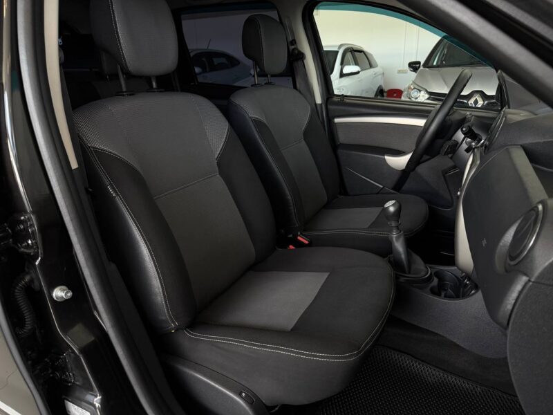 Renault Duster - фото 15