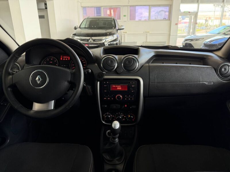Renault Duster - фото 11