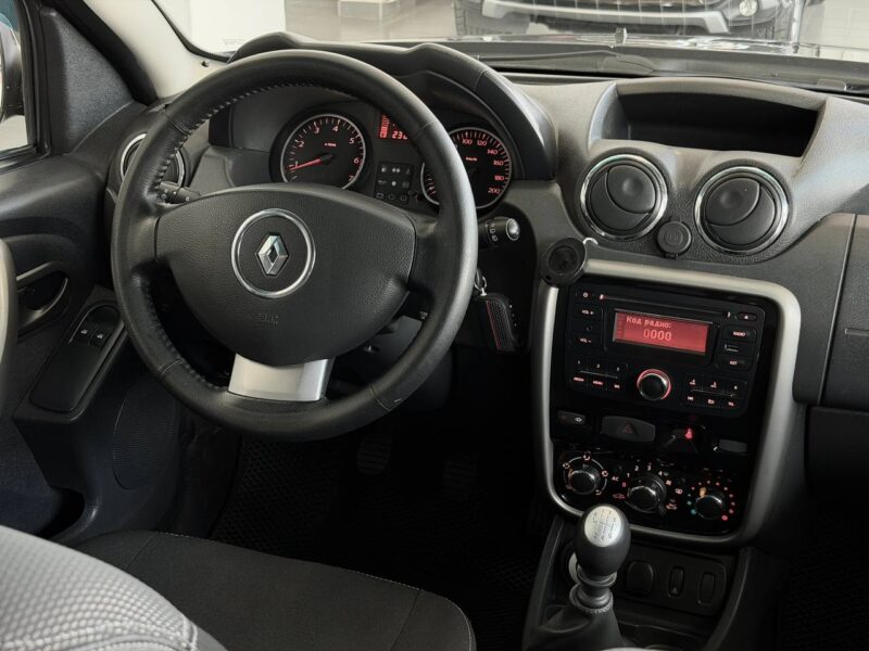 Renault Duster - фото 7
