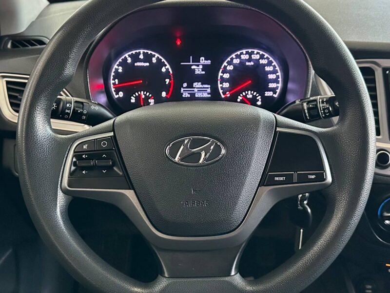 Hyundai Solaris - фото 13