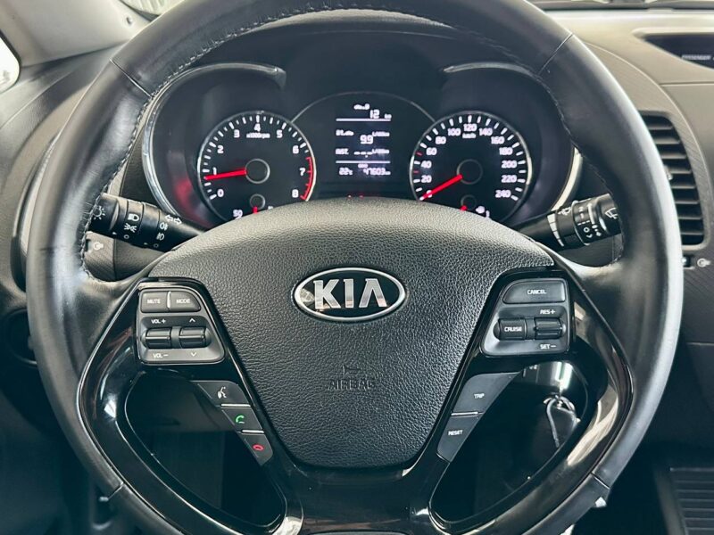 Kia Cerato - фото 10