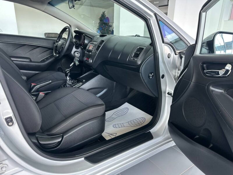 Kia Cerato - фото 14