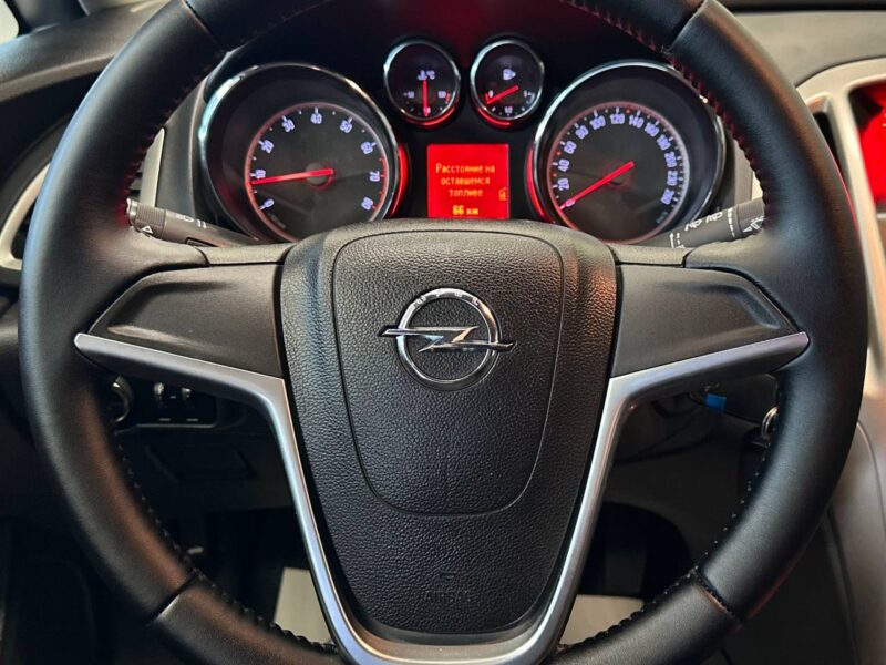 Opel Astra - фото 9