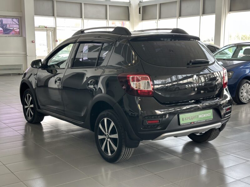 Renault Sandero Stepway - фото 4