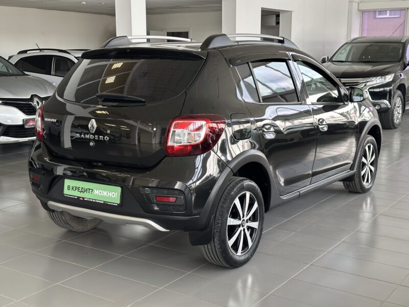 Renault Sandero Stepway - фото 2