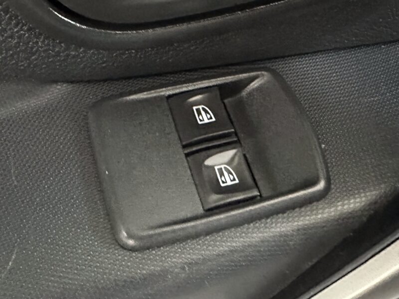 Renault Sandero Stepway - фото 8
