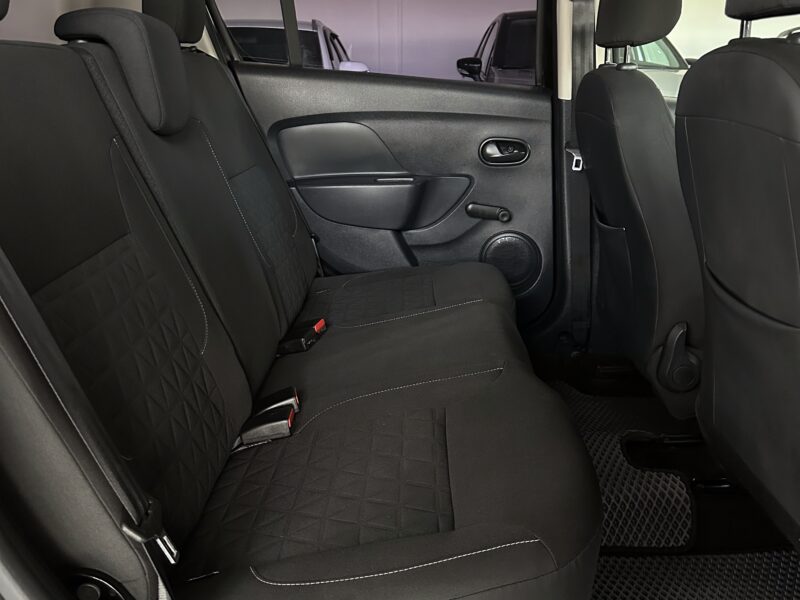 Renault Sandero Stepway - фото 13