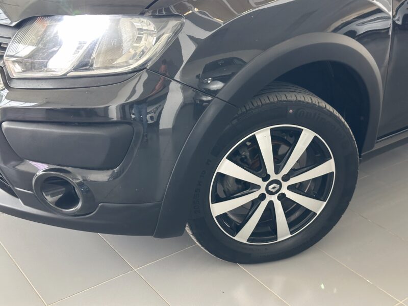 Renault Sandero Stepway - фото 15