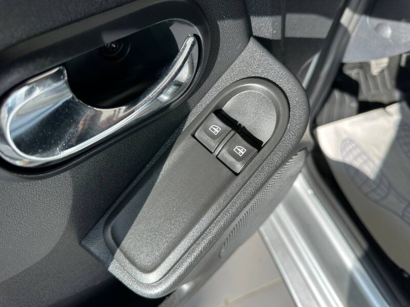 Renault Duster - фото 9