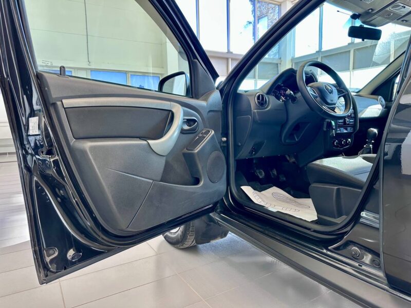 Renault Duster - фото 7
