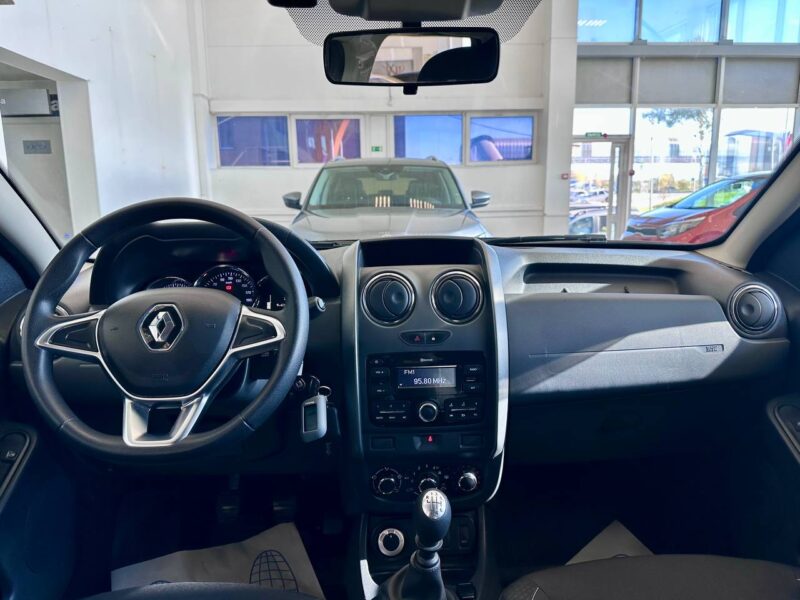 Renault Duster - фото 18