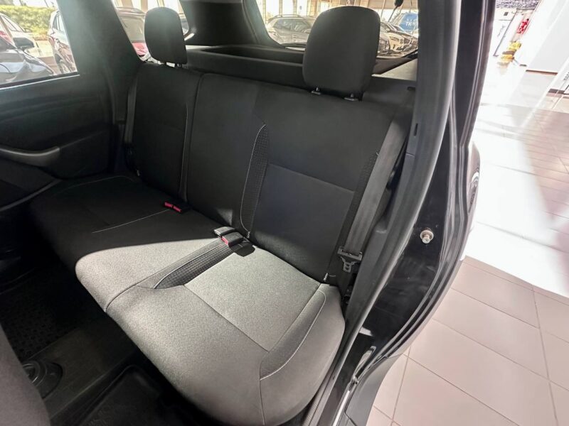 Renault Duster - фото 21