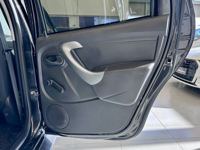 Renault Duster - фото 23