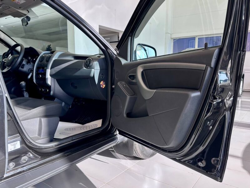 Renault Duster - фото 26
