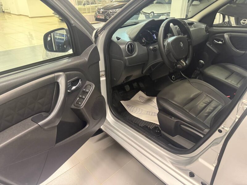 Renault Duster - фото 6