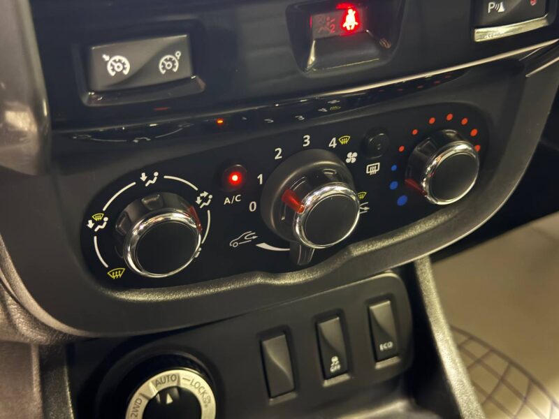 Renault Duster - фото 13