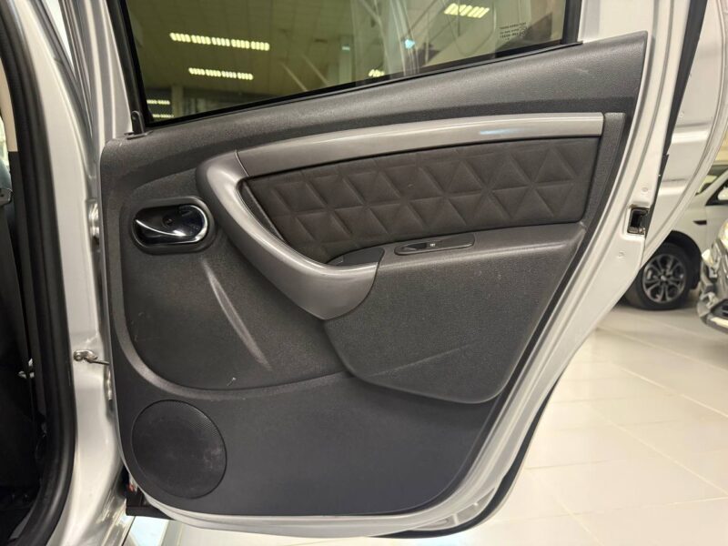 Renault Duster - фото 18