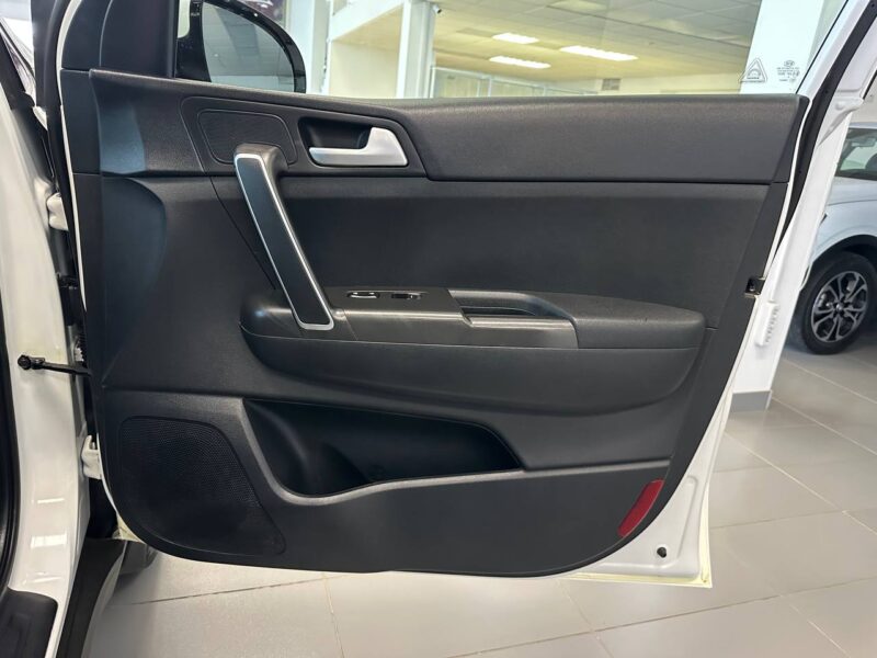 Kia Sportage - фото 22