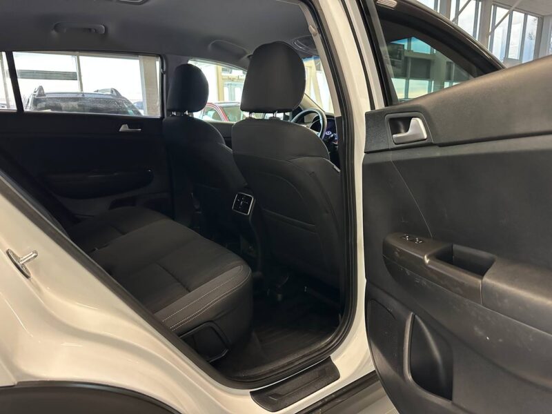 Kia Sportage - фото 23