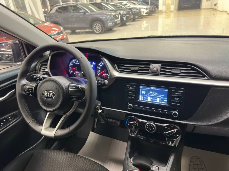 Kia Rio X - фото 6