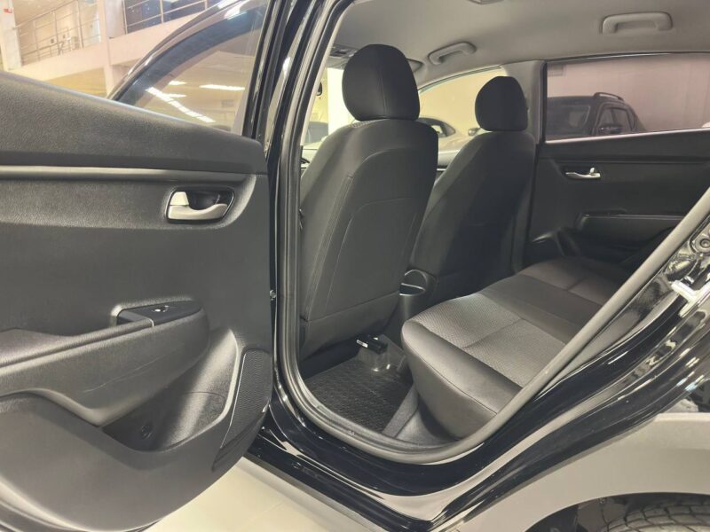 Kia Rio X - фото 17