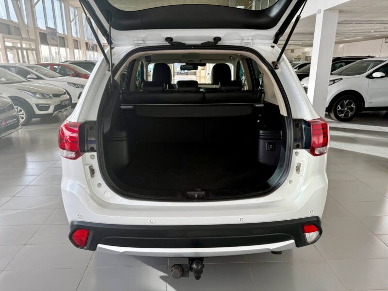 Mitsubishi Outlander - фото 22