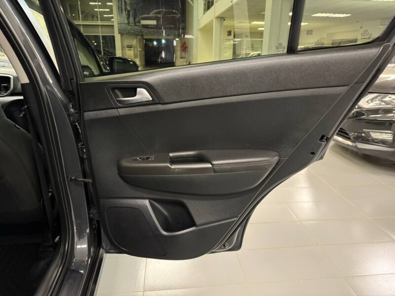 Kia Sportage - фото 23